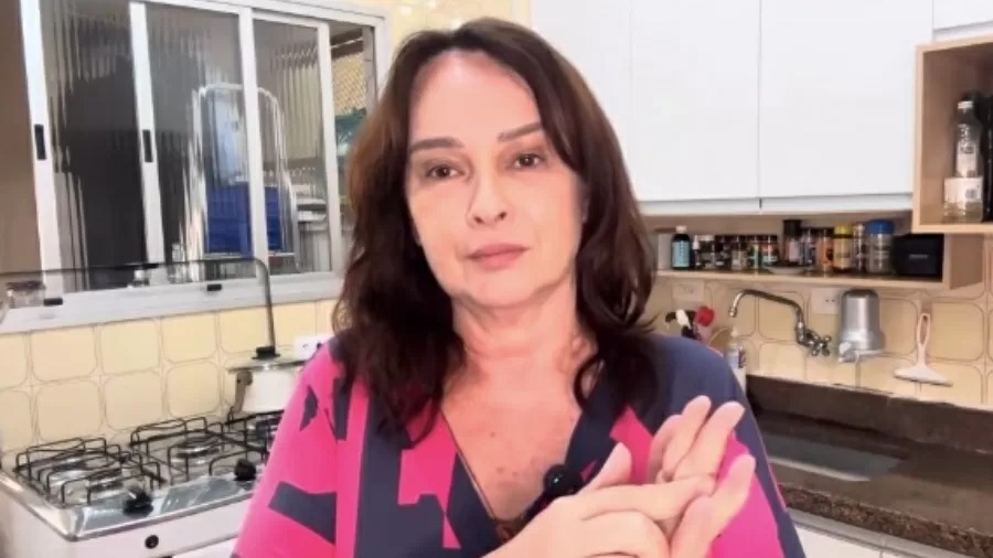 Myrian Rios faz alerta após ser vítima de erro médico