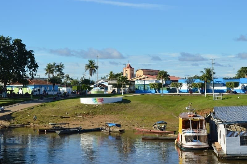 Dois professores são denunciados por crimes sexuais contra alunas em escola de Maraã