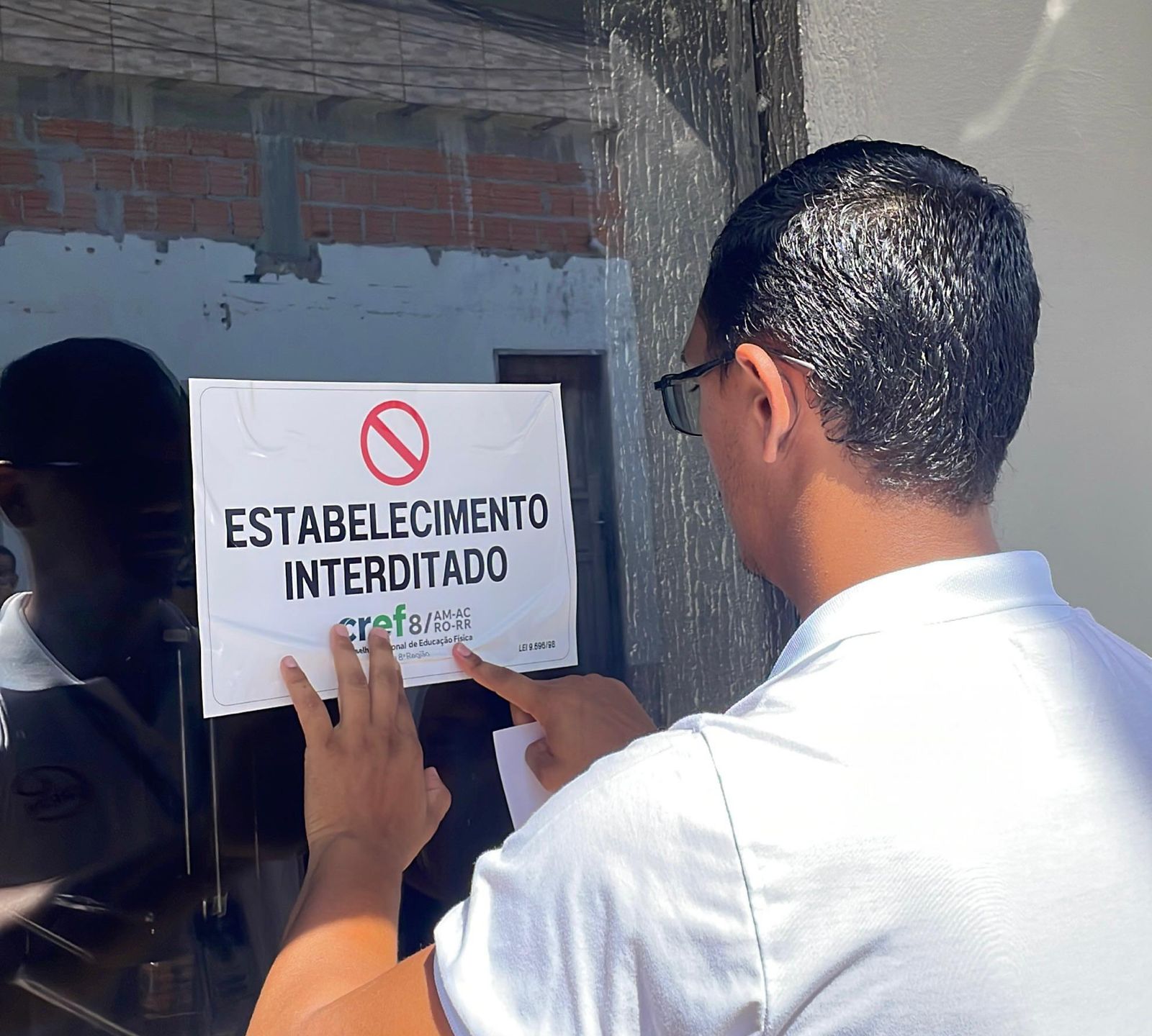 Operação 'Academia Segura' interdita estabelecimento e autua estagiário em Manaus