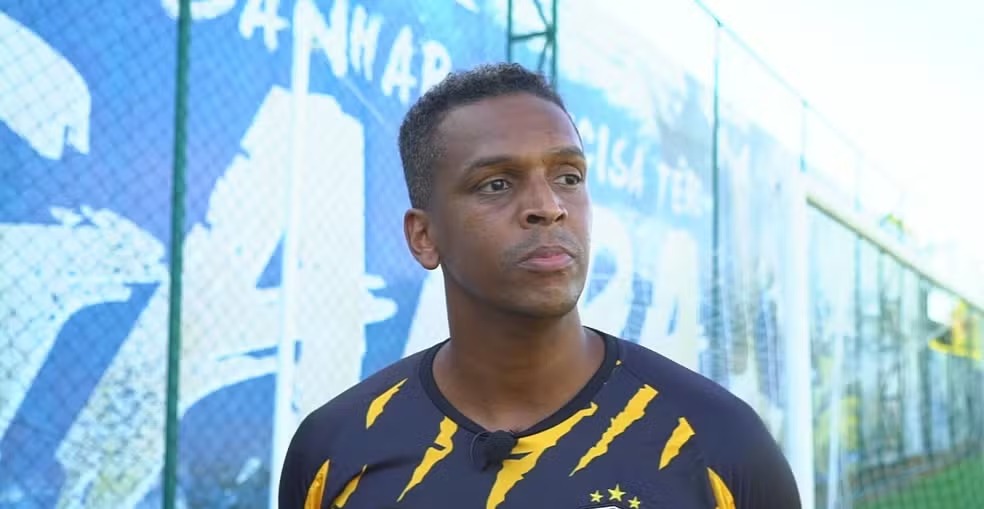 Jogador Jô é preso no aeroporto de Guarulhos em SP