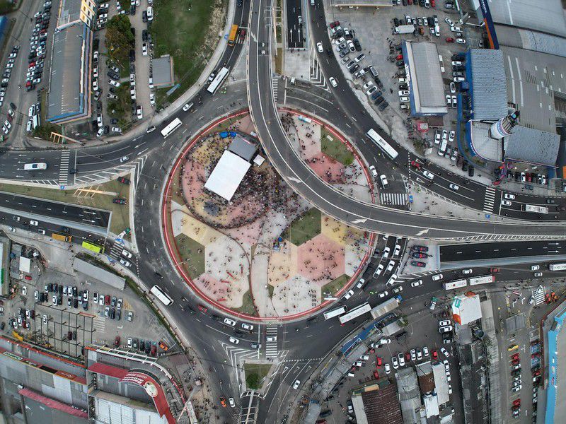 Complexo viário Rei Pelé é alvo de vandalismo no mesmo dia de inauguração