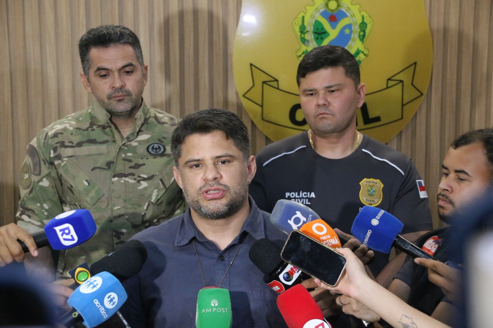 Polícia prende grupo criminoso responsável por roubos de celulares em Manaus