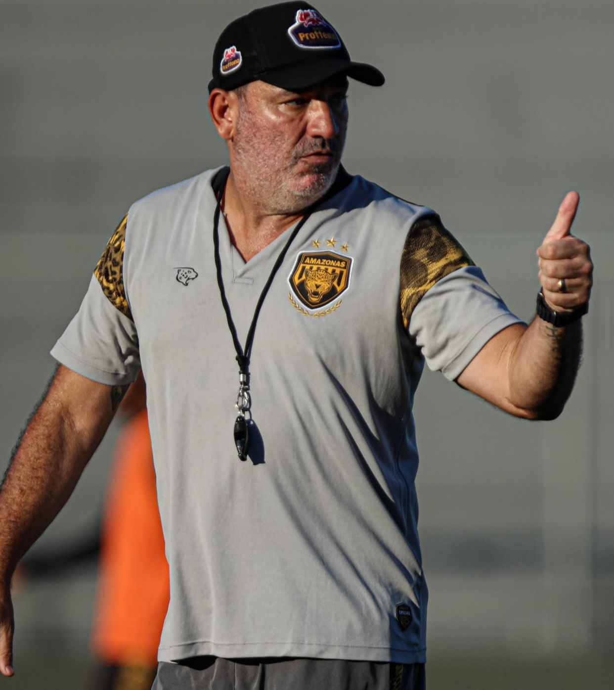 Amazonas FC demite técnico após nova derrota na Série B