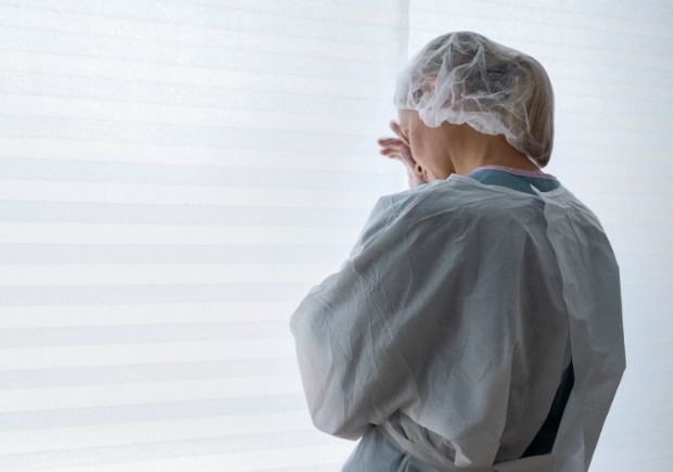 Enfermeira é agredida por acompanhante de paciente em hospital de Salvador