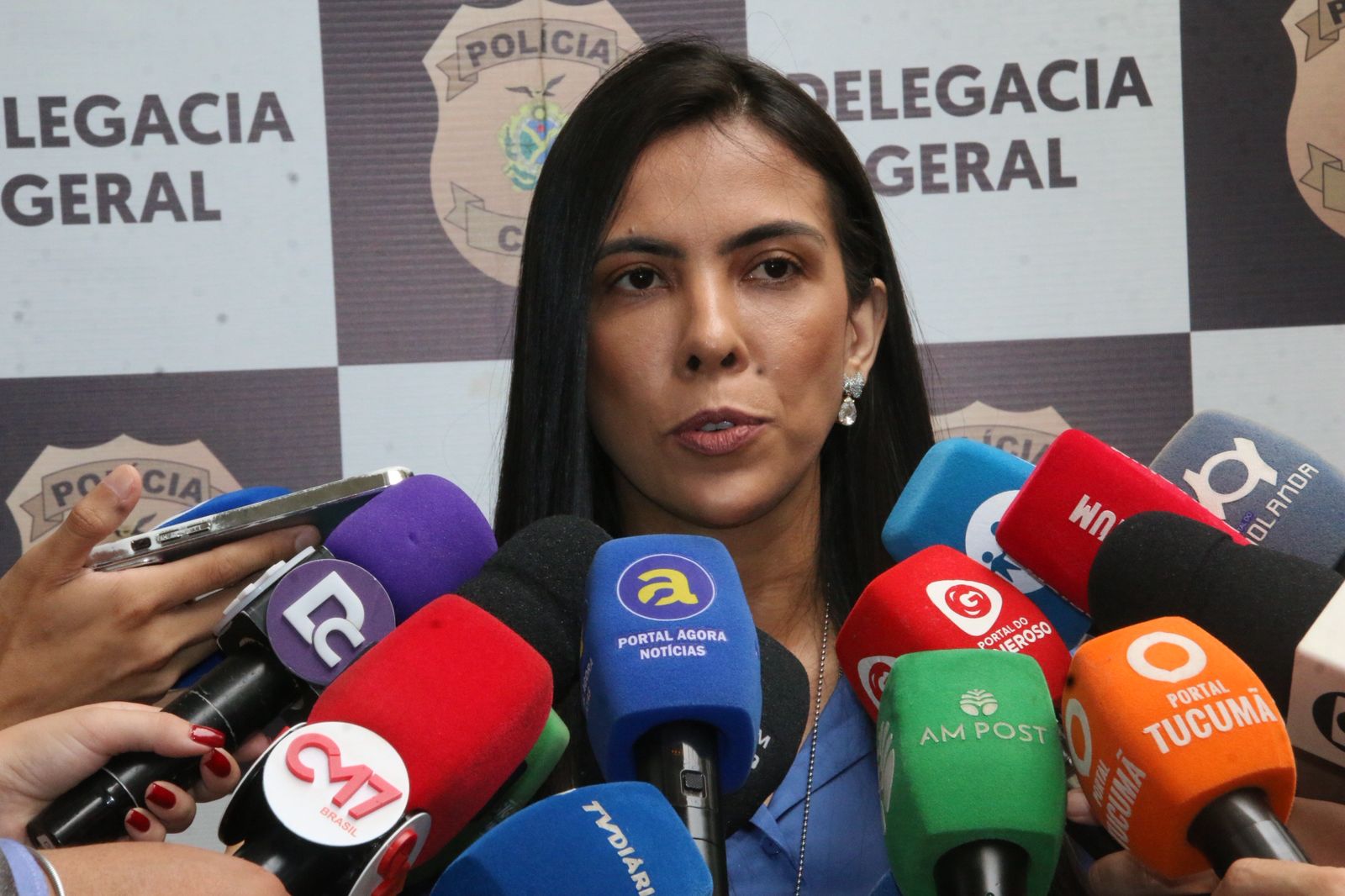 Porteiro de escola ajudava a recrutar crianças para abusos, diz polícia