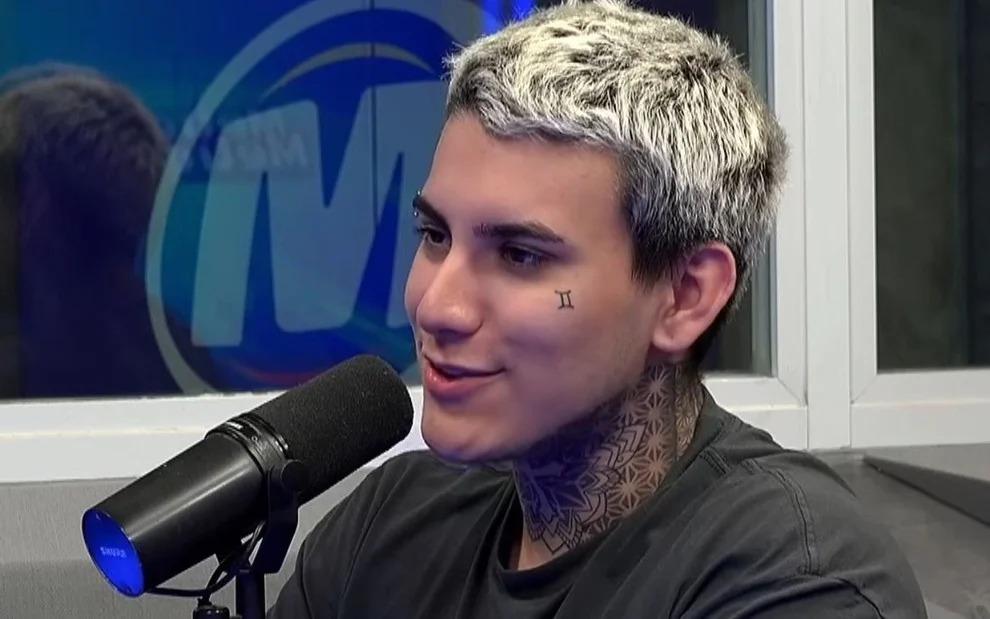 Filho de Andressa Urach faz procedimento para aumentar o pênis 