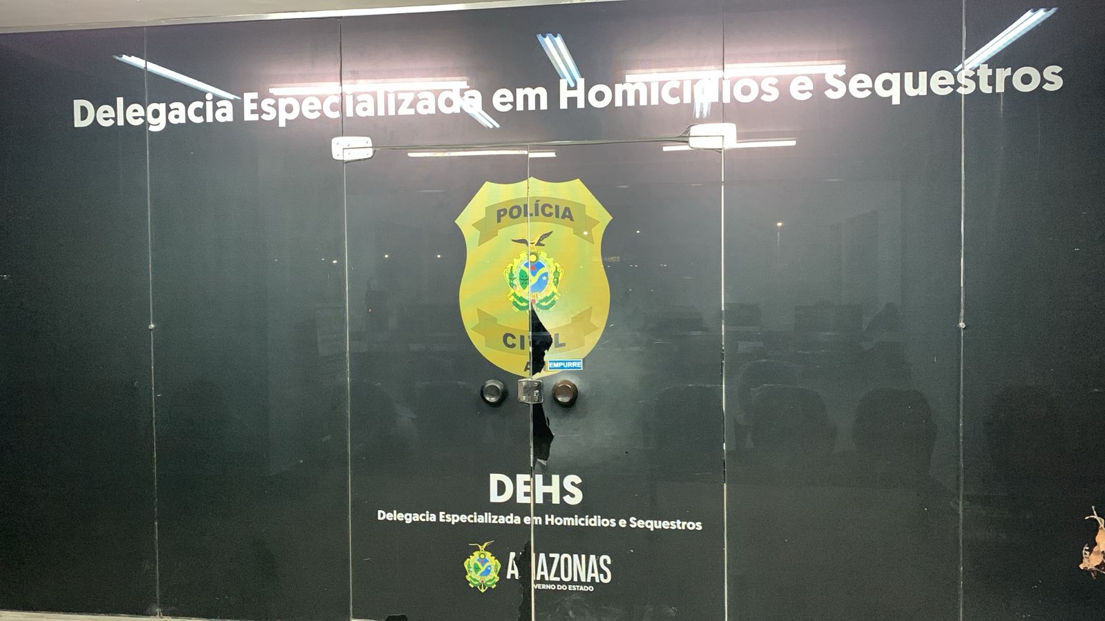 Marido suspeito de matar esposa a facadas no Jorge Teixeira é preso