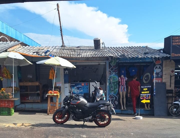 Dupla é presa por usar assistência técnica para desbloquear celulares roubados no Novo Aleixo