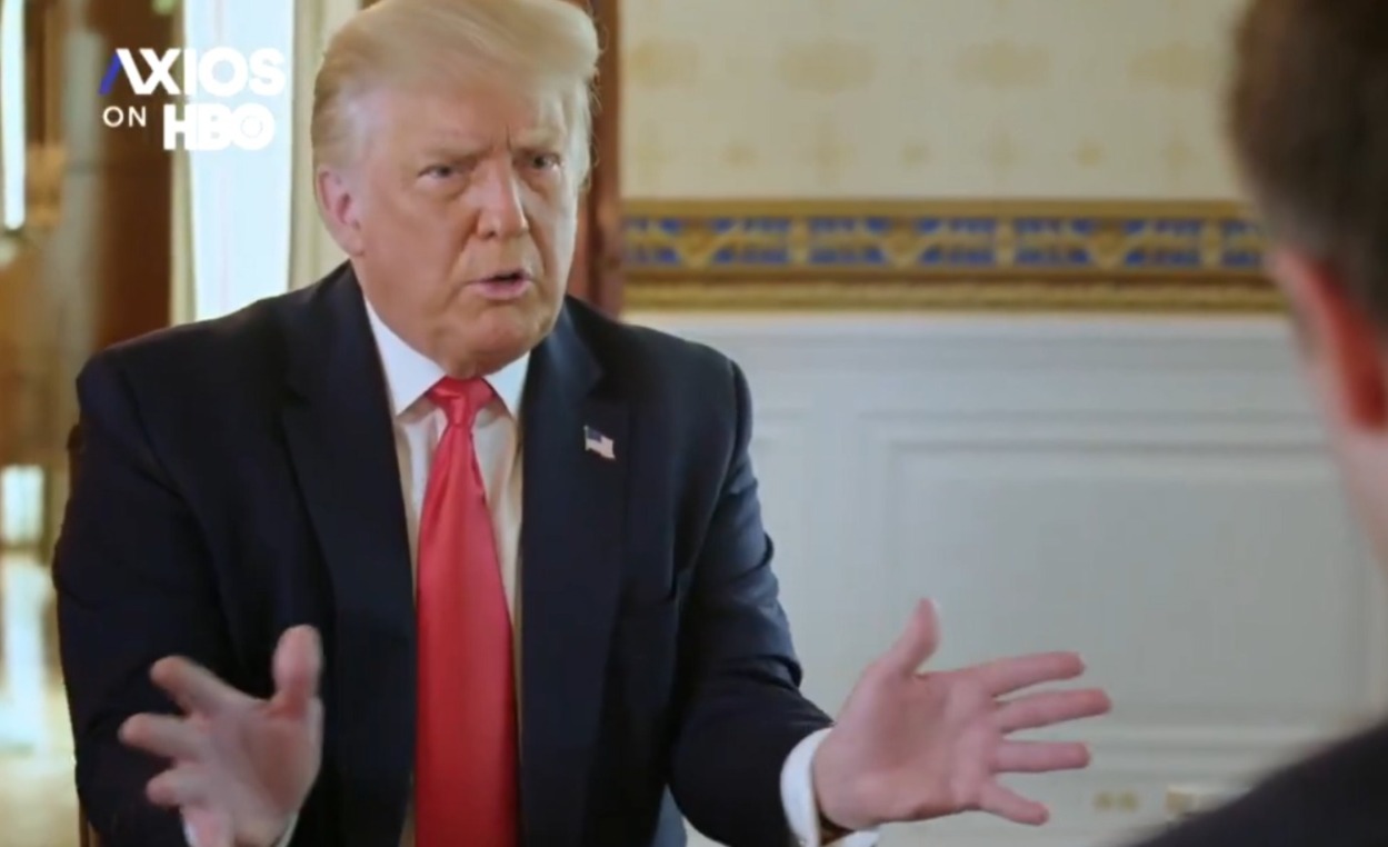 Donald Trump diz que Sean Diddy é "meio inocente", mas coloca perdão presidencial em dúvida