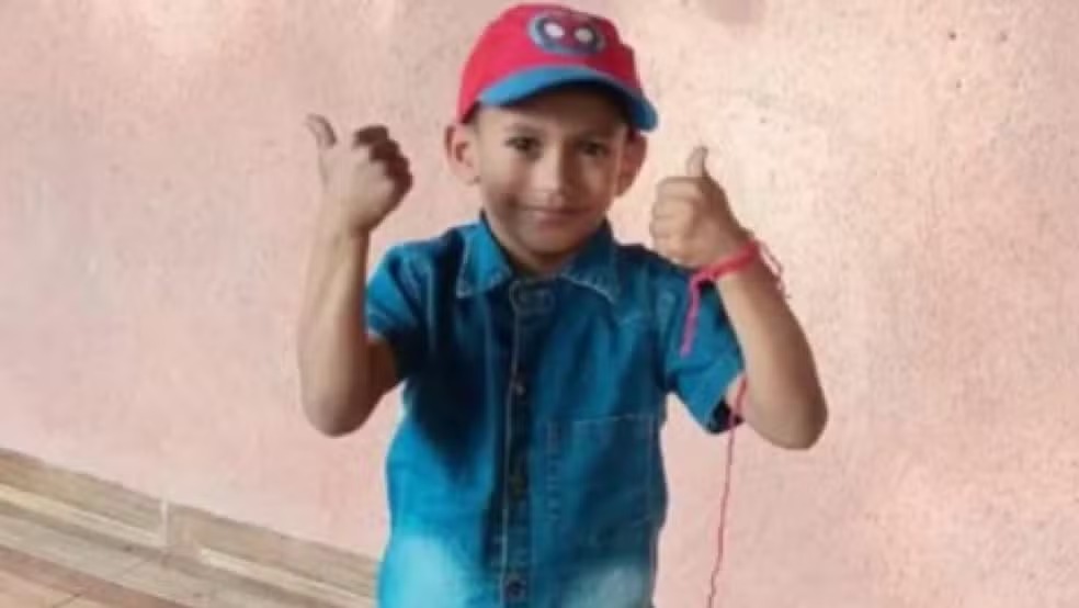 Menino de 5 anos morre após picada de escorpião em casamento