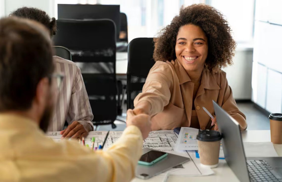 Instituto abre oito vagas em tecnologia para desenvolvedores Fullstack e Pleno em Manaus