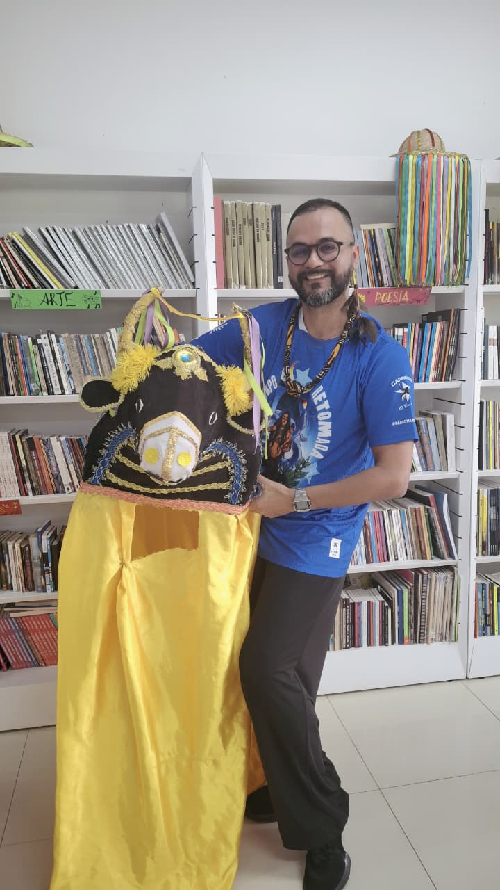 Coreógrafo amazonense ministra oficinas de boi-bumbá em escolas de São Paulo