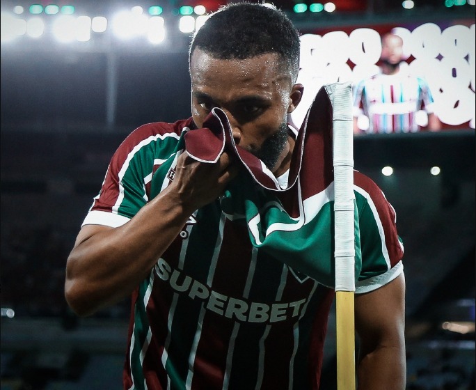 Fluminense vence o Internacional com gol de Samuel Xavier 