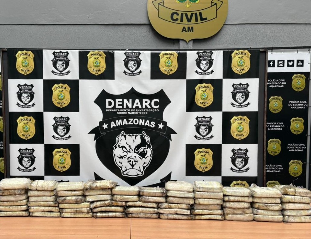 Cocaína avaliada em R$ 4,5 milhões é apreendida em balsa no Porto da Ceasa