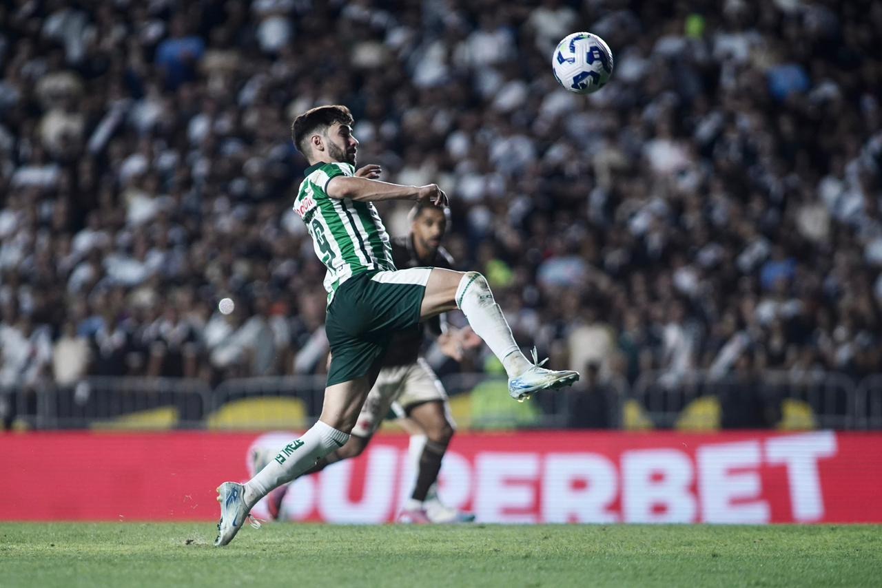 Juventude vence o Vasco por 3 a 1 e embala luta contra o Z4