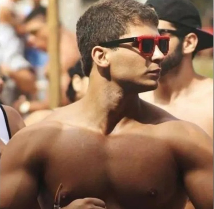 Dez policiais são afastados sob suspeita de agredir homem que deu 60 socos na namorada