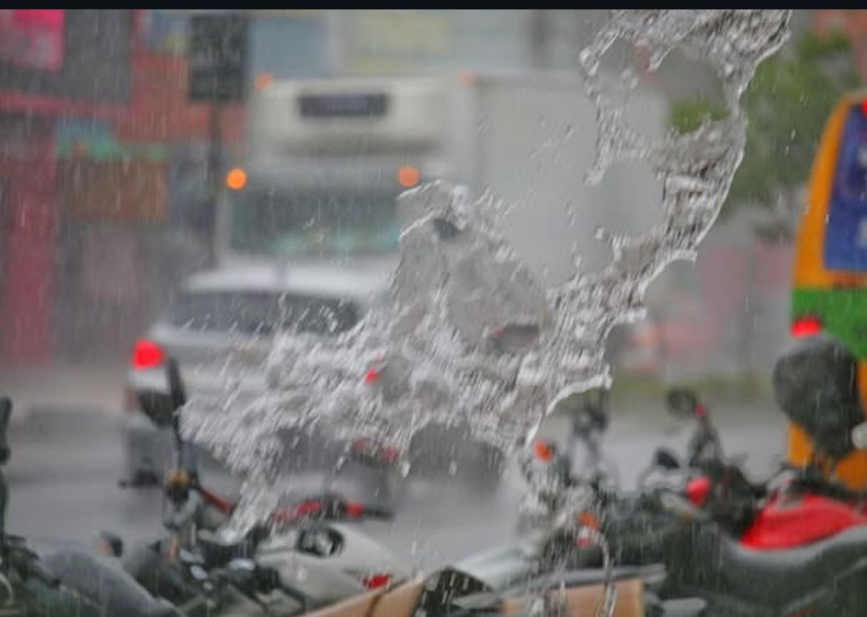 Alerta de tempestade: Manaus registra risco de ventos fortes e descargas elétricas