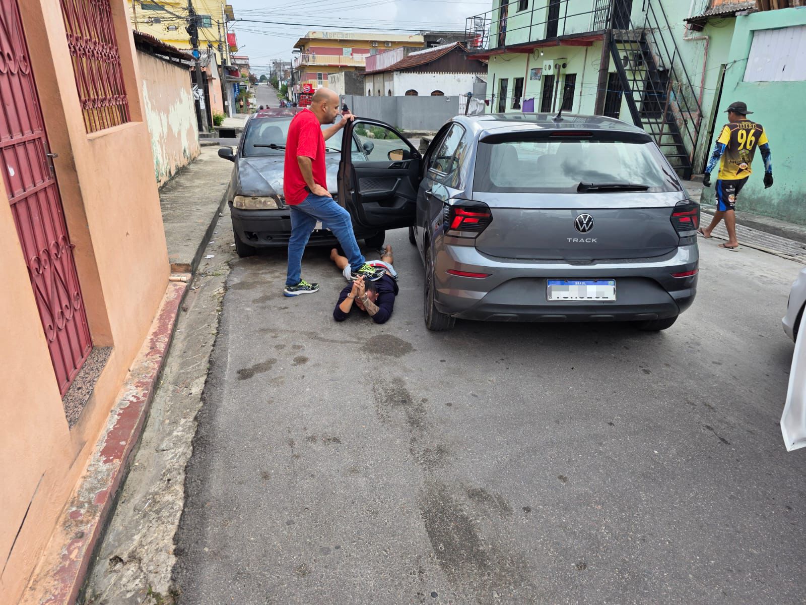 Tiros e prisão: Suspeitos de roubo são detidos na Zona Norte de Manaus