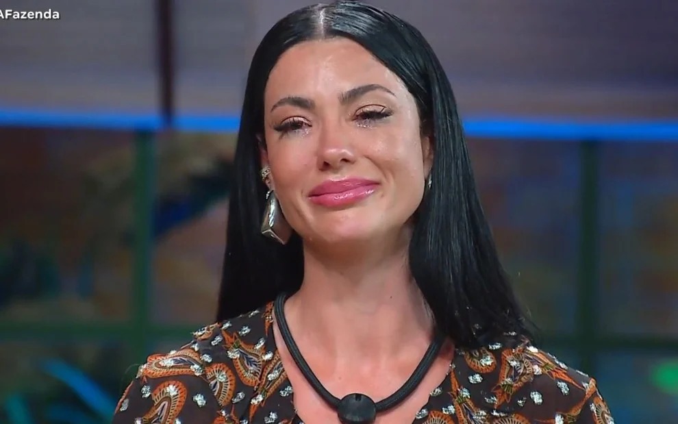 Namorada de Belo, Rayane Figliuzzi é eliminada de A Fazenda 17