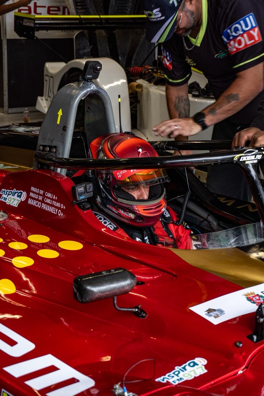 Paulinho De Carli bate recorde de poles em Interlagos e busca vitória dupla nas 1.000 Milhas