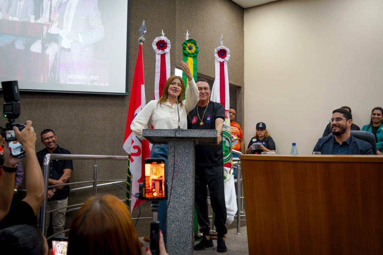 Fernanda Aryel reforça aliança PDT-Avante e pede sensibilidade ao luto de David Almeida