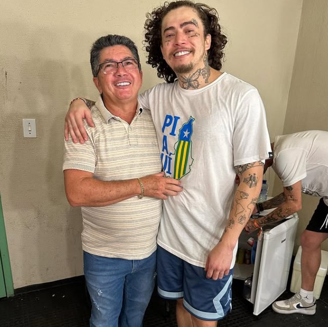 Pai de Whindersson Nunes se pronuncia após internação do filho em clínica psiquiátrica 