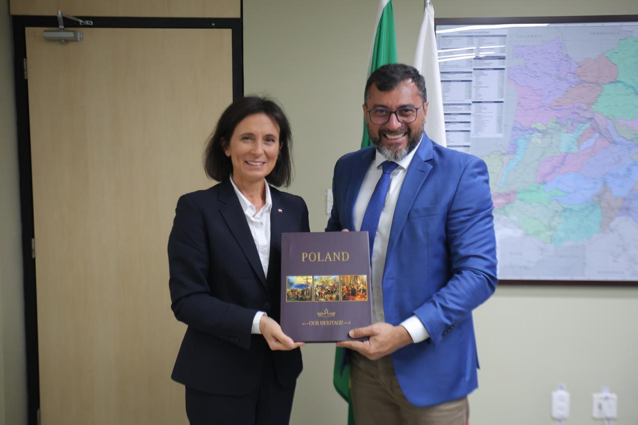 Governador apresenta mercado de carbono do Amazonas à embaixadora polonesa