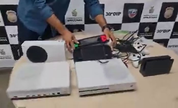 Golpista se passa por PM para comprar Xbox com PIX falso em Manaus