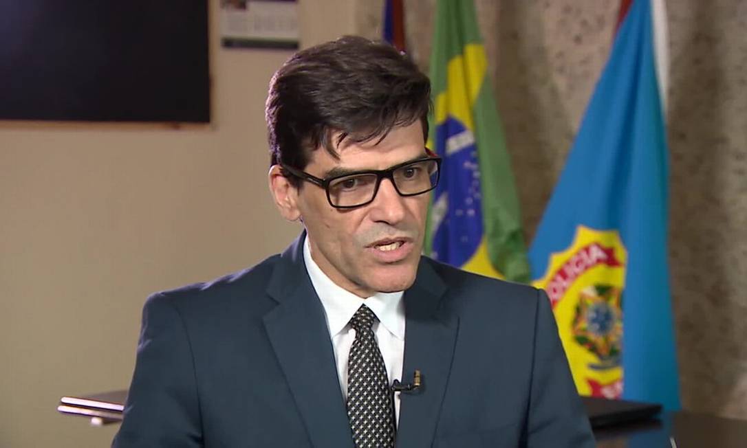 Ex-chefe da PF no AM afirma que Salles dificultou ações de fiscalização