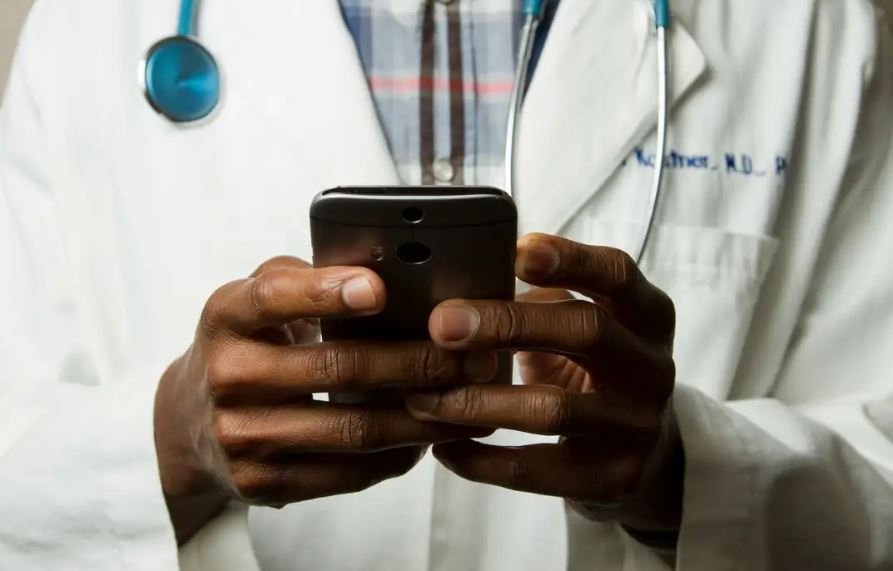 Inep divulga lista de aprovados sub judice do Revalida 2024