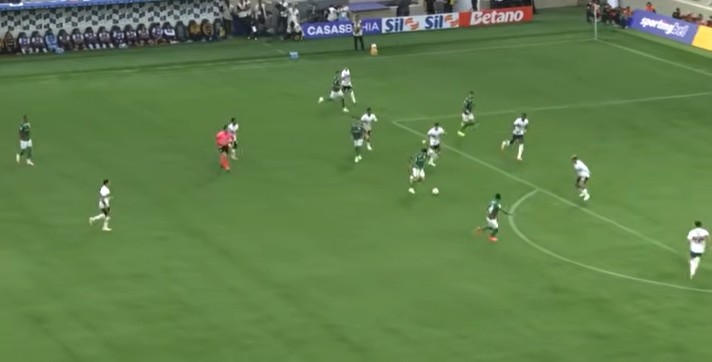 Palmeiras vence São Paulo no clássico e assume liderança provisória do Paulistão