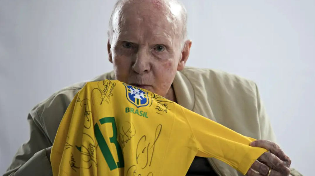 Relembre a trajetória de Zagallo como jogador, treinador e coordenador da seleção