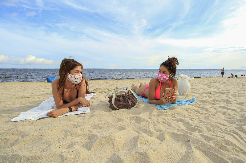 Praia da Ponta Negra estará fechada para banhistas neste feriado em Manaus