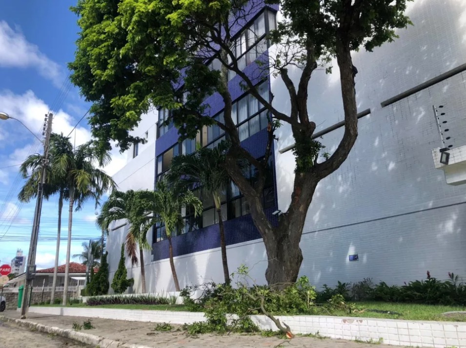 Criança morre ao cair do 22º andar de prédio em João Pessoa
