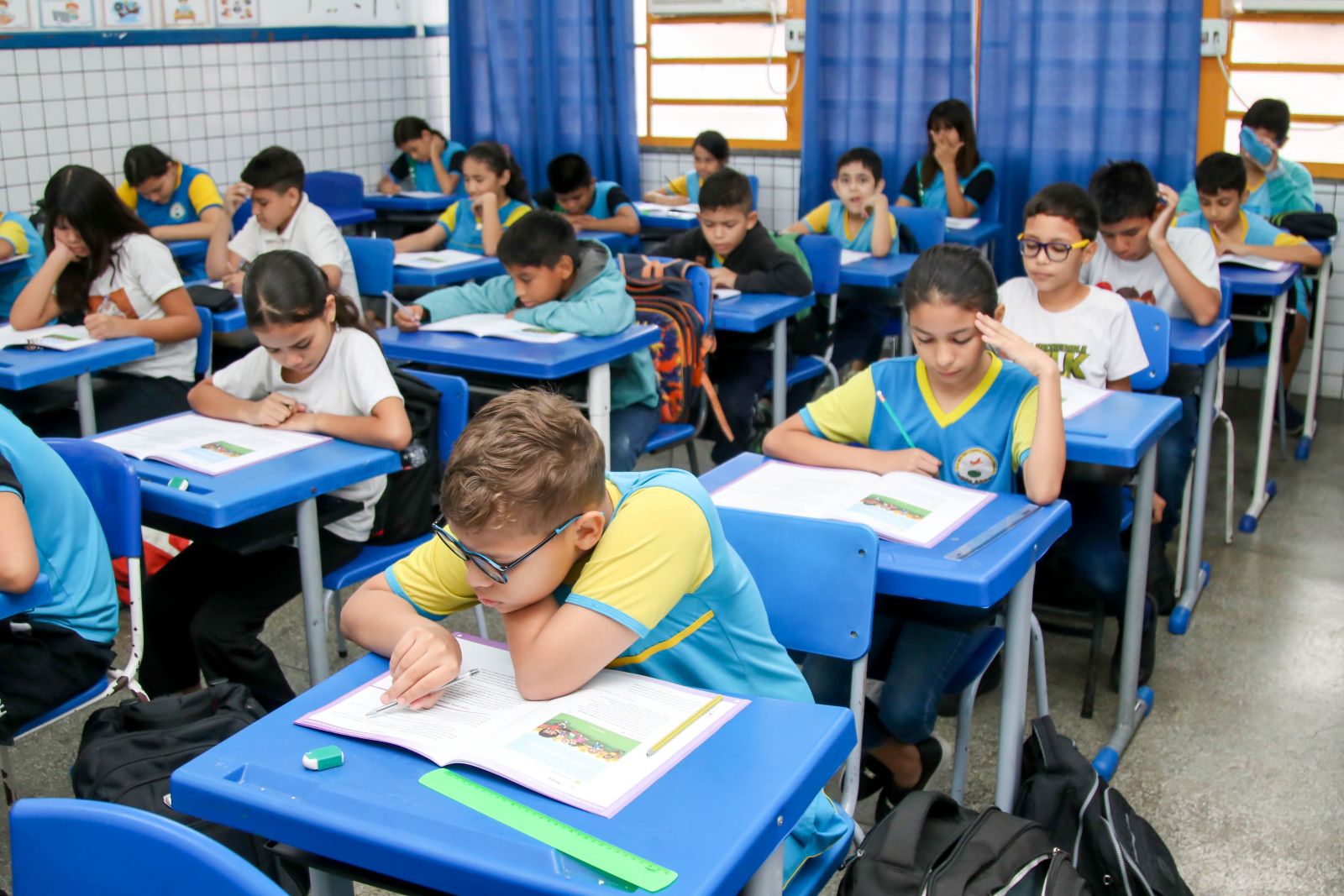 Semed abre prazo de transferência escolar em Manaus até quinta-feira 
