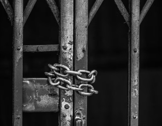 Bêbado, homem tenta invadir casa da ex-sogra e acaba preso no Amazonas