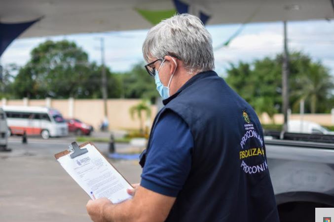 Procon notifica distribuidoras de combustível em Manaus