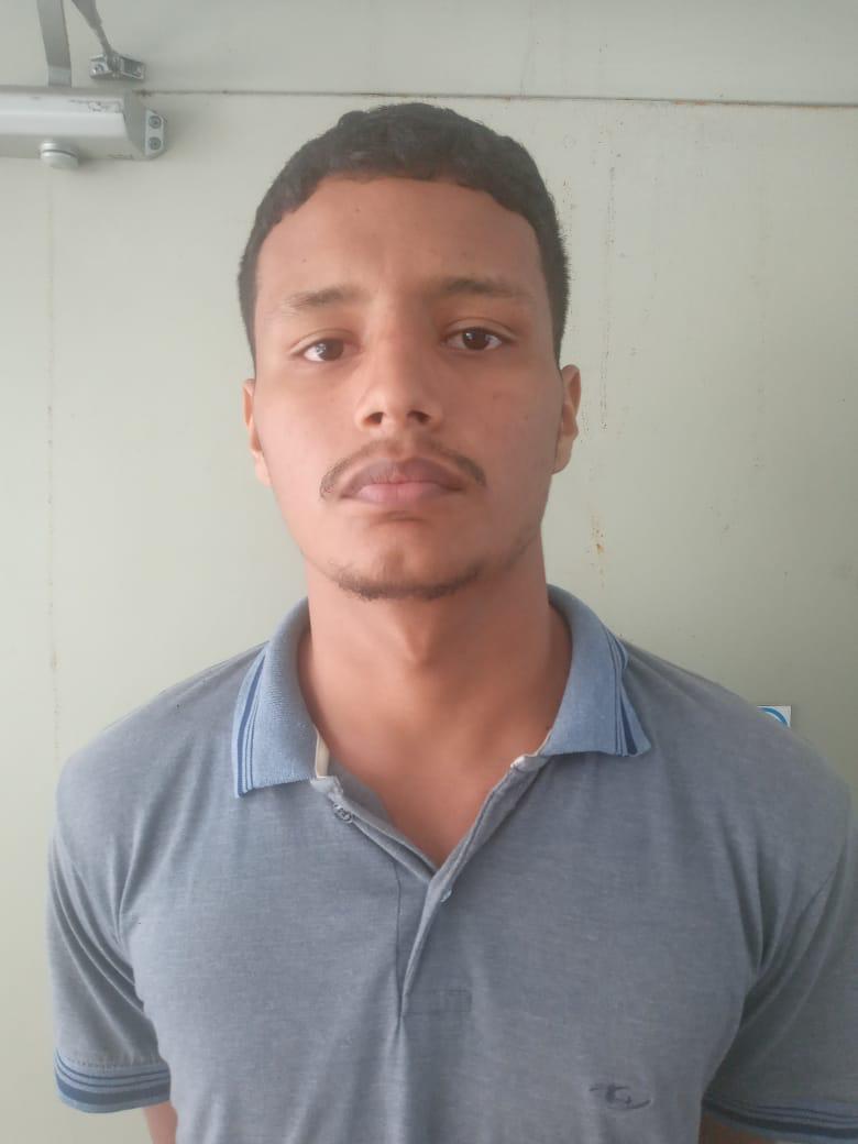 Polícia procura suspeito de participar de assalto no Centro de Manaus