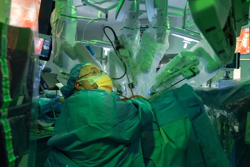 Primeiro transplante de pulmão duplo robótico é realizado nos EUA