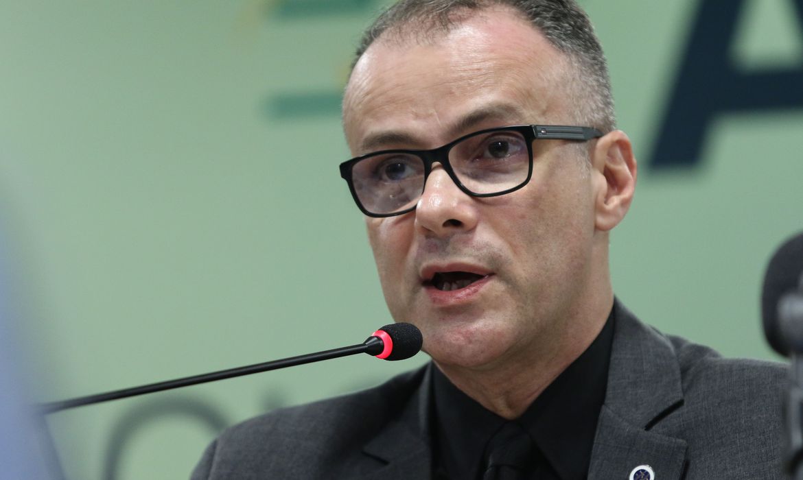 CPI da Covid: Depoimento de diretor-presidente da Anvisa é adiado