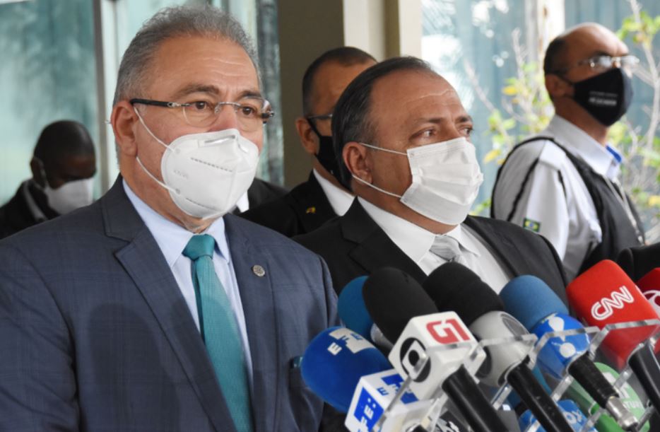 Queiroga diz que ordens de Pazuello causaram falta de vacinas para 2ª dose