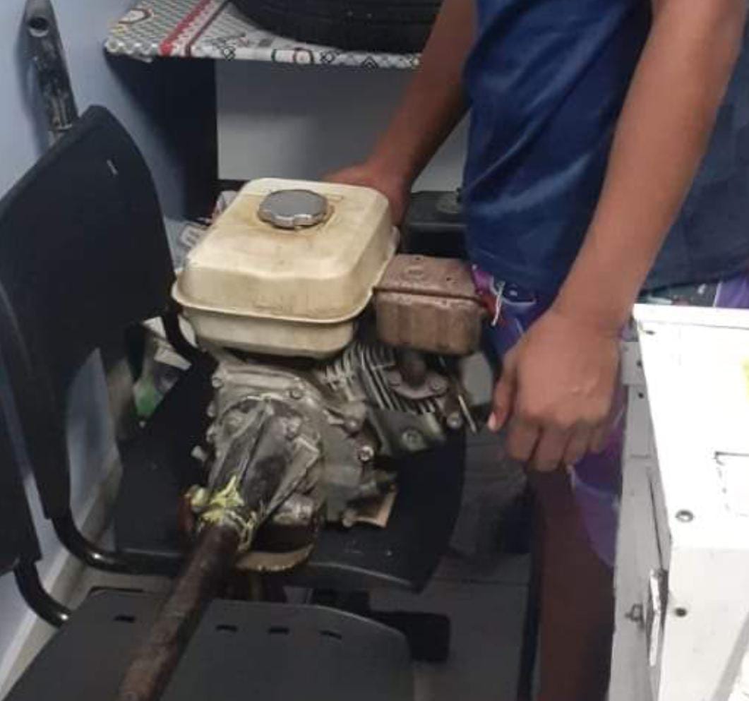 Homem é preso por roubar rabeta da mãe para comprar cachaça no Amazonas