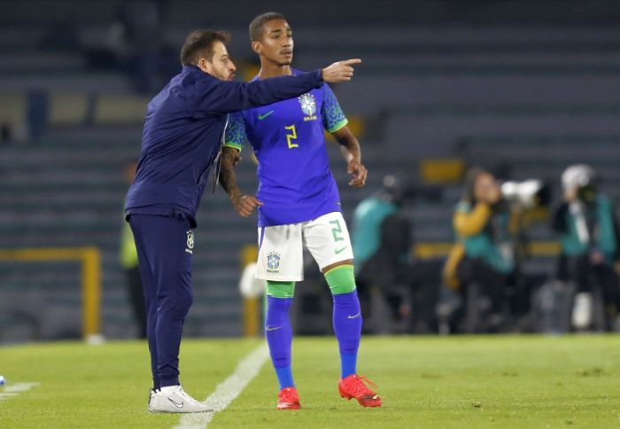 Confira os laterais convocados para a seleção pré-olímpica