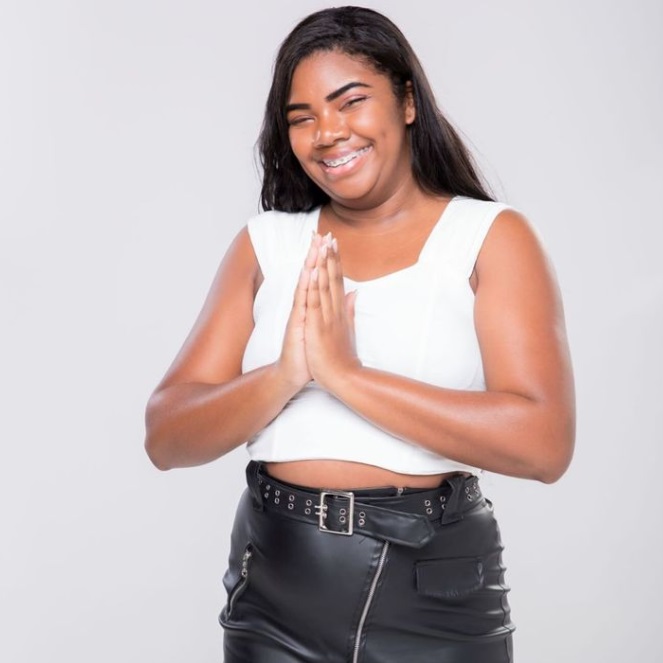 Equipe de Raquel Brito se pronuncia após saída de A Fazenda 16