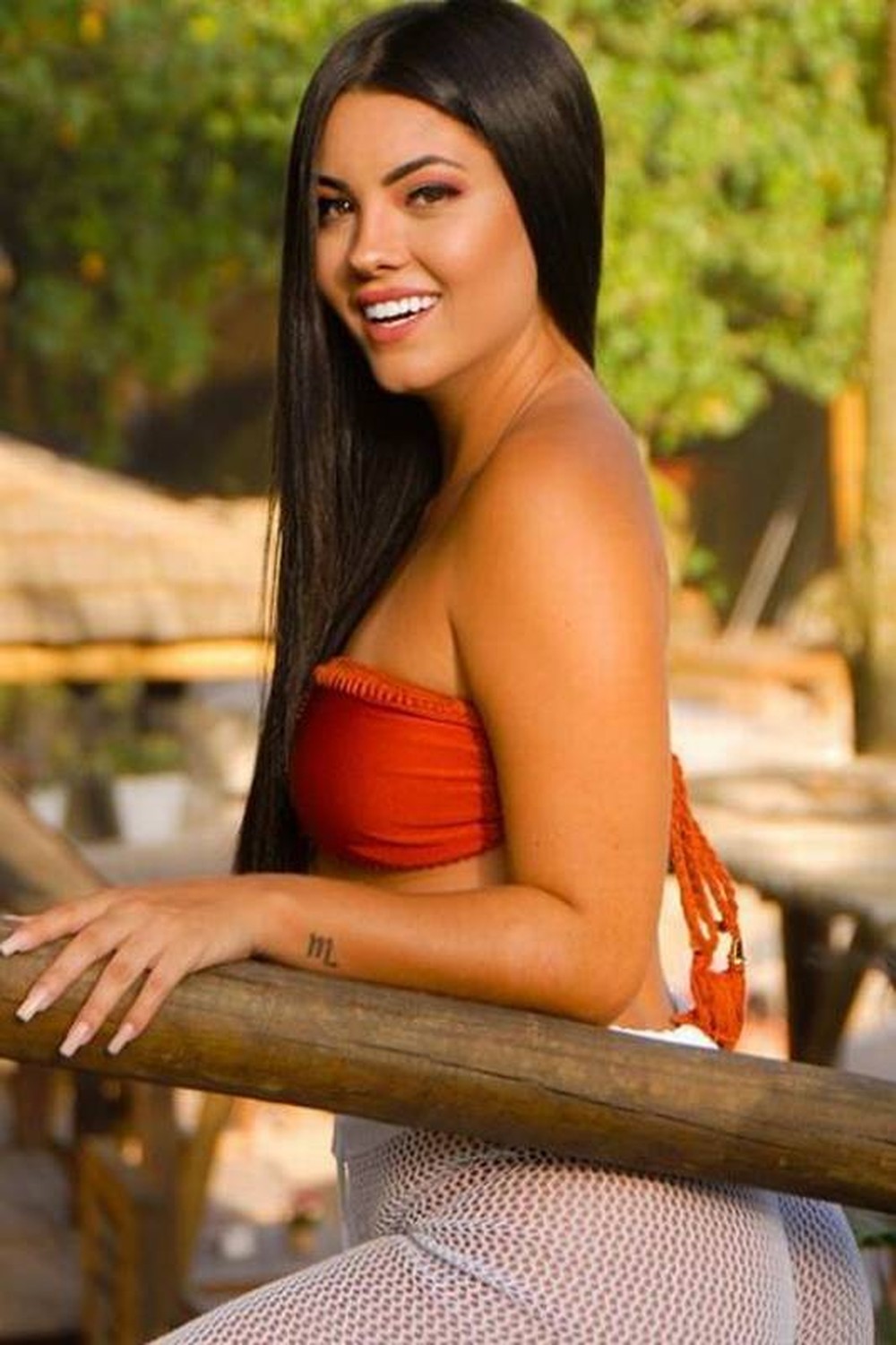 Blogueira suspeita de integrar quadrilha de estelionatários é presa