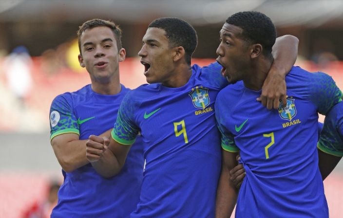 Brasil conquista vitória contra Chile em jogo pelo Sul-Americano Sub-17