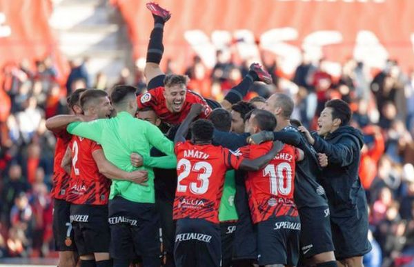 Antes do Mundial, Real cai contra Mallorca com gol contra e pênalti perdido