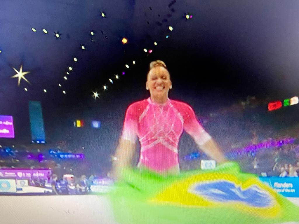 Entenda a relação da campeã mundial Rebeca Andrade com o Flamengo