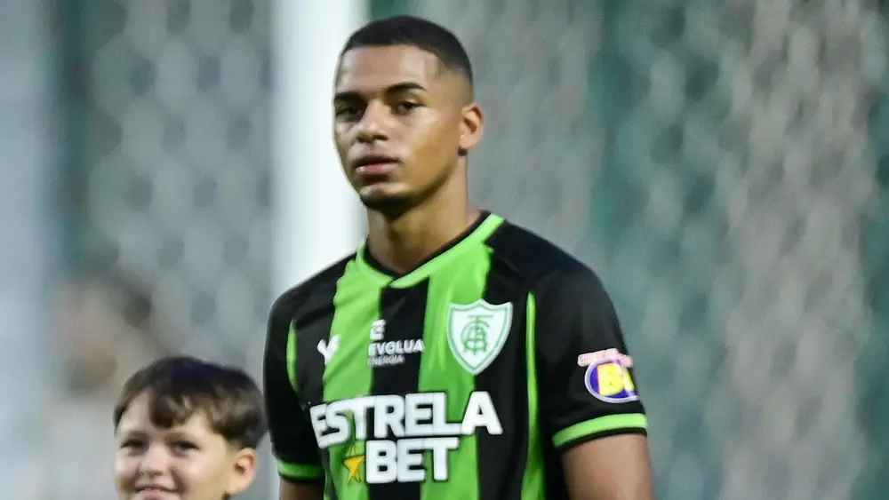 Atacante do América-MG nega ter recebido dinheiro por gols contra o Bahia