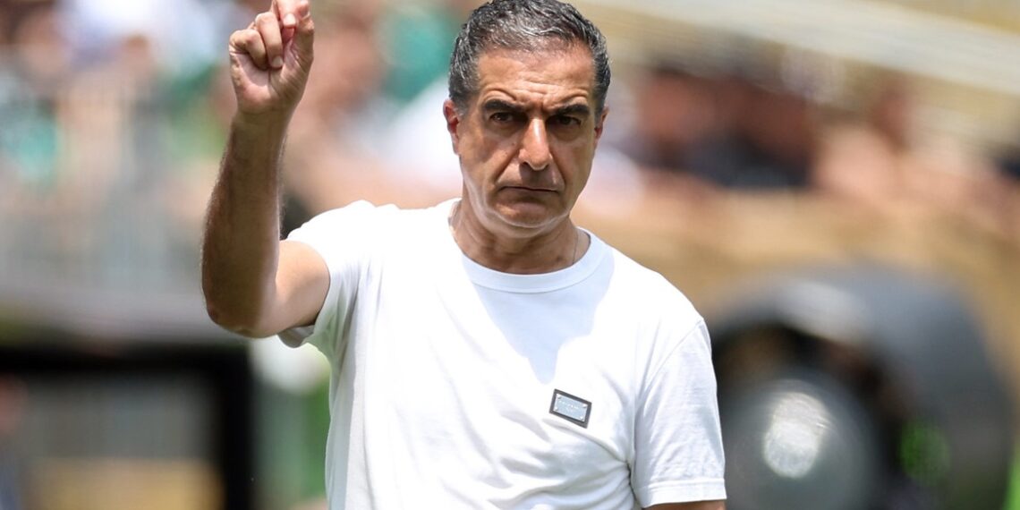 Botafogo demite técnico Renato Paiva após eliminação no Mundial